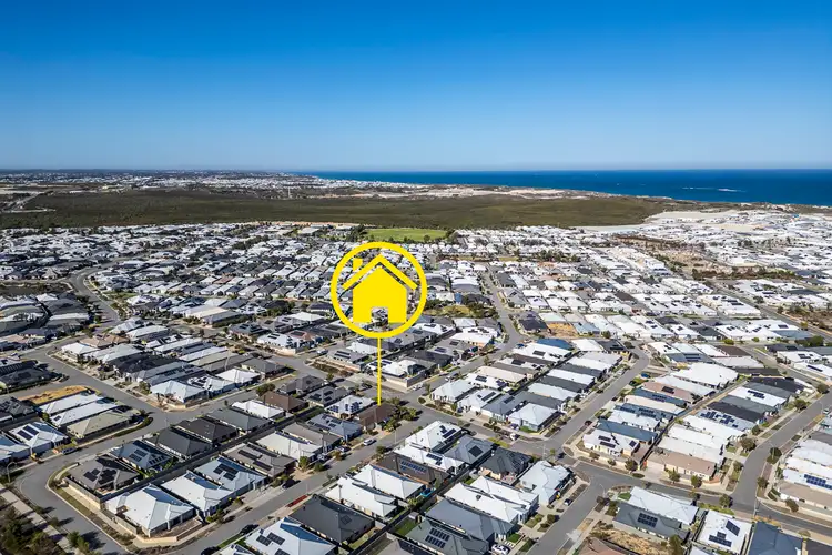19 CORNFLOWER DR, Eglinton WA 6034
