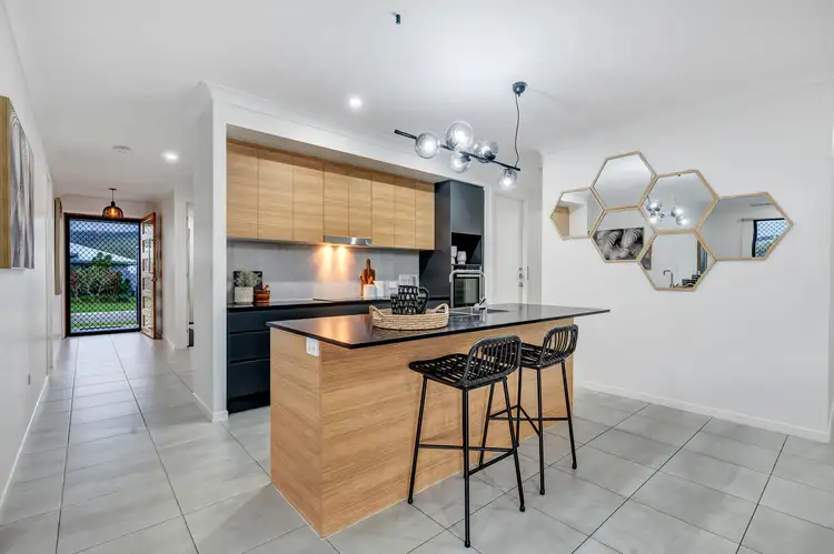 Sixth view of Homely house listing, 10 Arroyo Court, Julago QLD 4816
