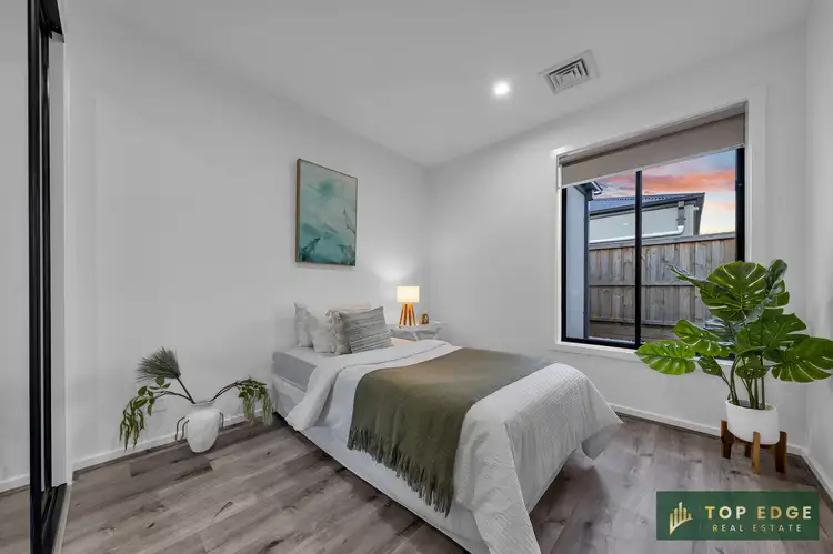 Sixth view of Homely house listing, 39 Stricta Circuit, Fraser Rise VIC 3336