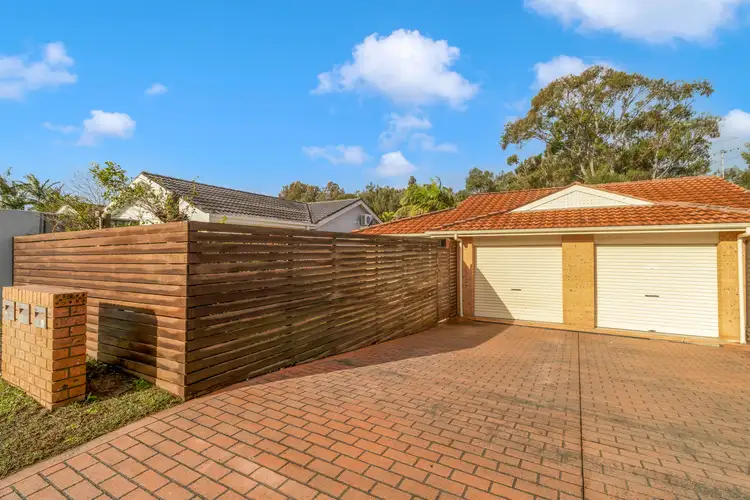 1/11 Augustus Place, Bateau Bay NSW 2261