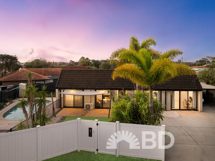 5 Shiraz Court, Kippa-Ring QLD 4021