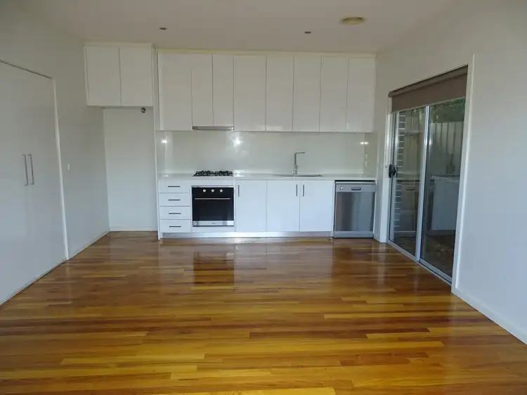 882 Pascoe Vale Rd