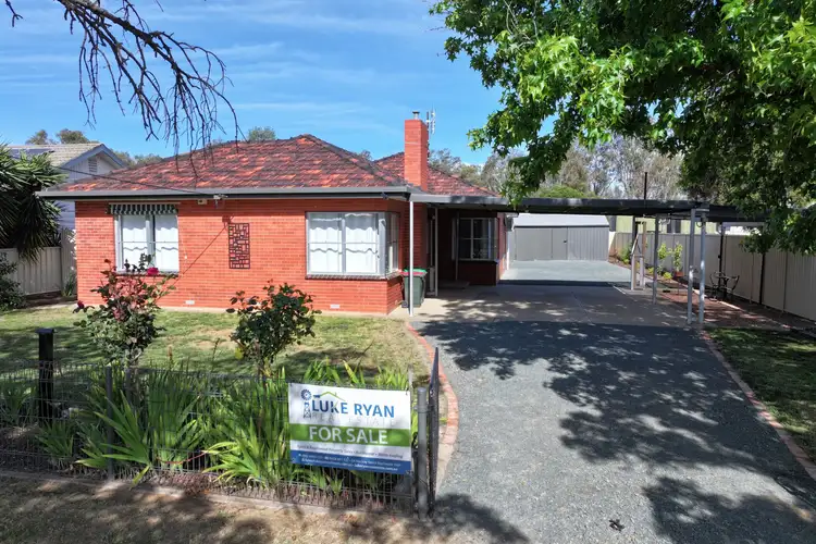 69 Victoria Street, Rochester VIC 3561