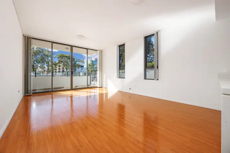 1 Allengrove Crescent
