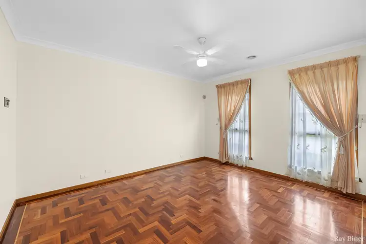 Fourth view of Homely house listing, 7 Lochton Court, Greenvale VIC 3059