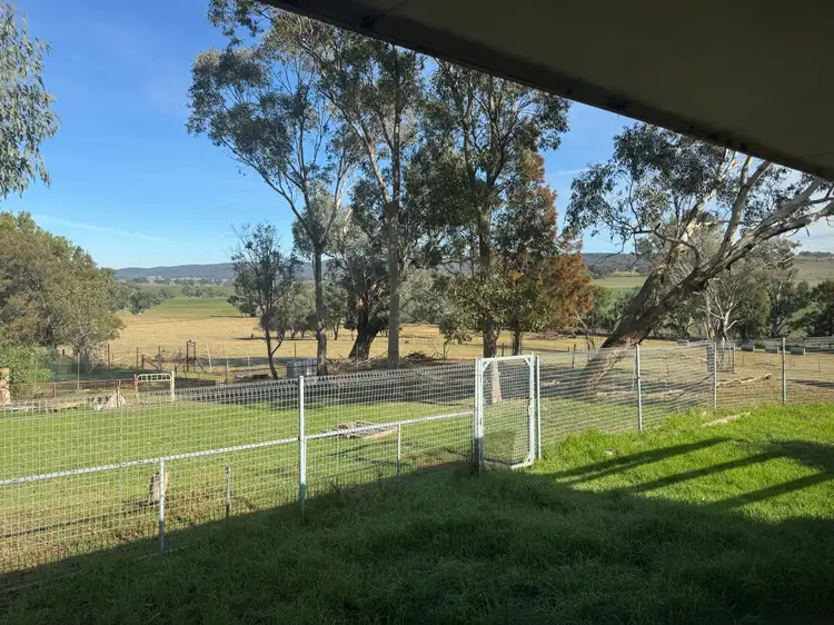 950 Yellow Box Road, Manildra NSW 2865