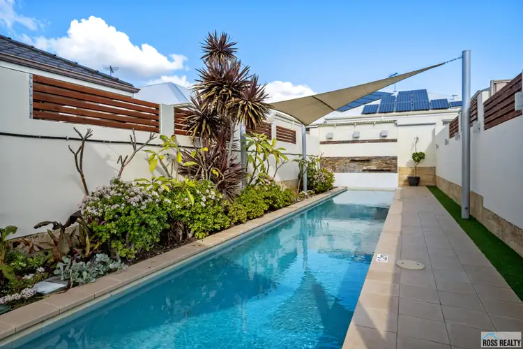 Second view of Homely house listing, 6/15 Crosthwait Circle, Tapping WA 6065
