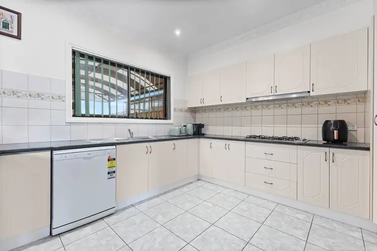 Fifth view of Homely house listing, 19 Skehan Place, Epping VIC 3076