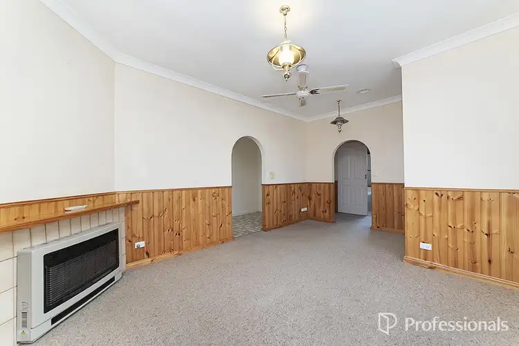 Third view of Homely house listing, 3 Clifford Street, Hamilton VIC 3300