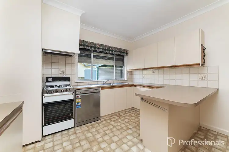 Fourth view of Homely house listing, 3 Clifford Street, Hamilton VIC 3300