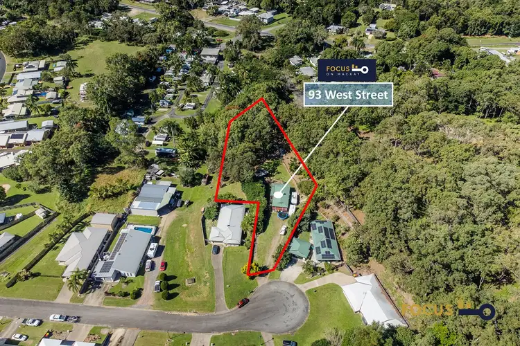 93 West St, Sarina QLD 4737