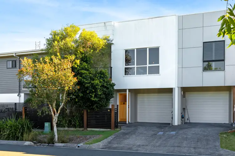 Second view of Homely house listing, 10 Burnet Circuit, Baringa QLD 4551