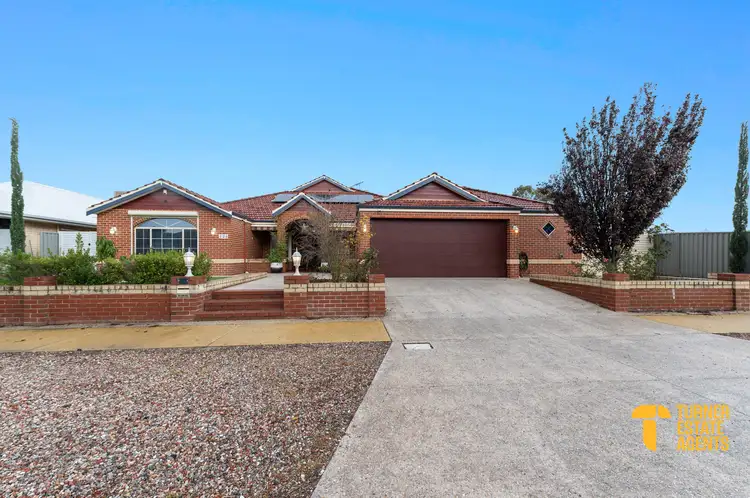 128 Columbia Parkway, Piara Waters WA 6112