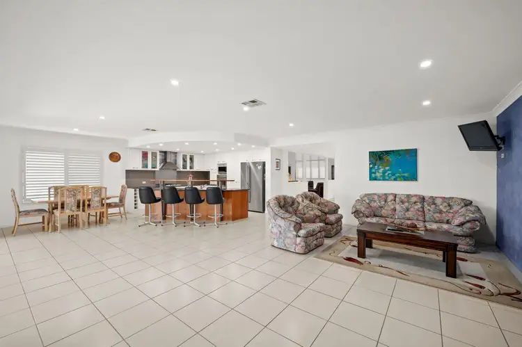 Fifth view of Homely house listing, 8 Jack Place, Kuraby QLD 4112