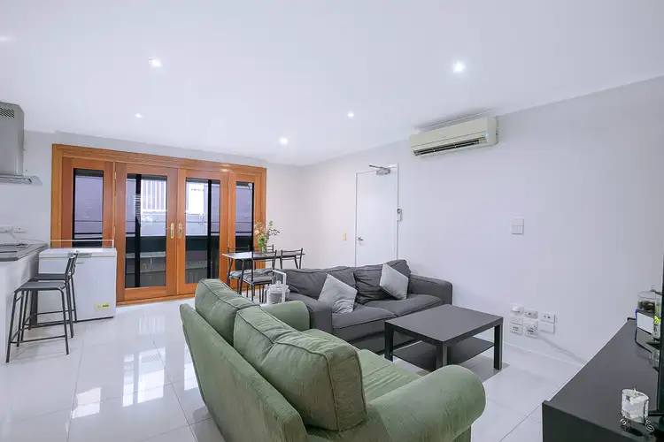 Third view of Homely unit listing, 15a/23 Quinton Street, Kangaroo Point QLD 4169