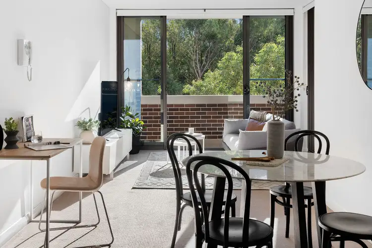 205/25 Hill Road, Wentworth Point NSW 2127