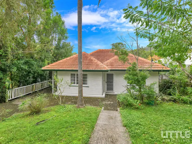 4 Glasgow Street, Ashgrove QLD 4060