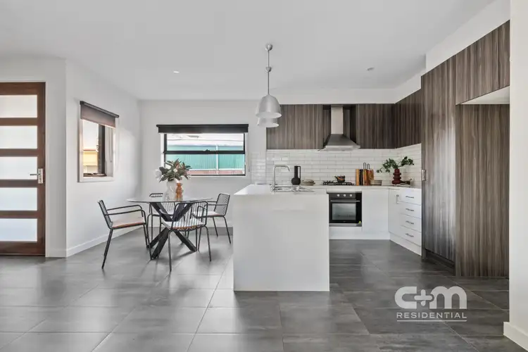 2/47 Valencia Street, Glenroy VIC 3046