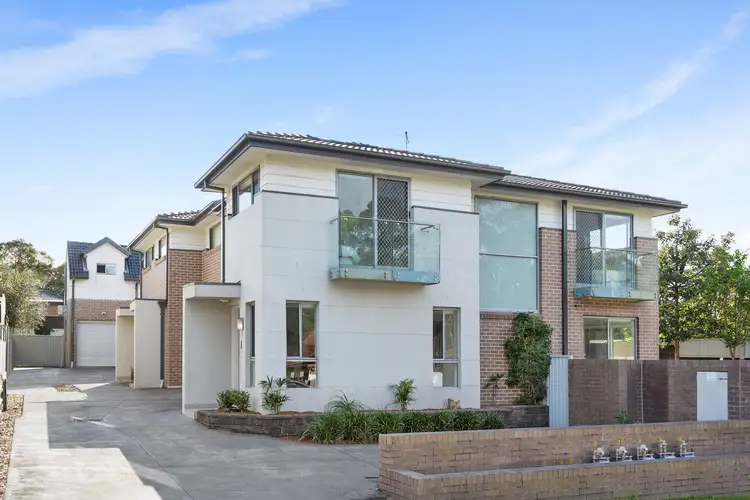 1/1 Grove Avenue, Narwee NSW 2209