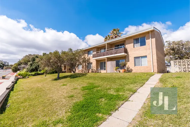 4/15 Pearl Parade, Scarborough WA 6019