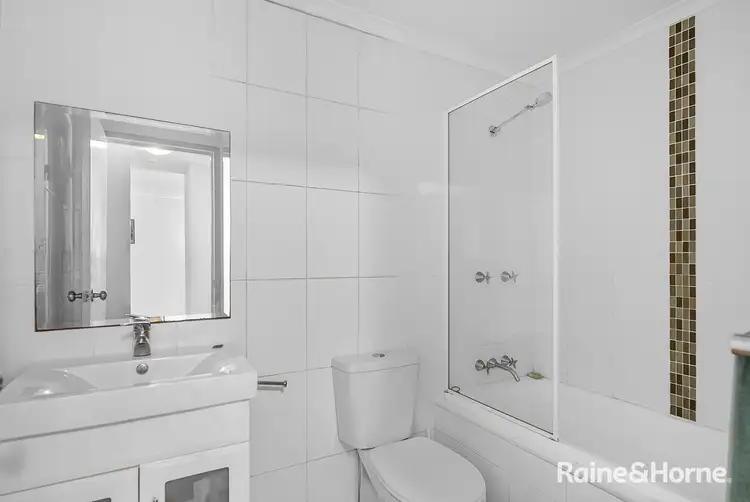 Sixth view of Homely unit listing, 4/635-637 Pacific Highway, Belmont NSW 2280
