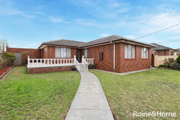 14 Orion Avenue, St Albans VIC 3021