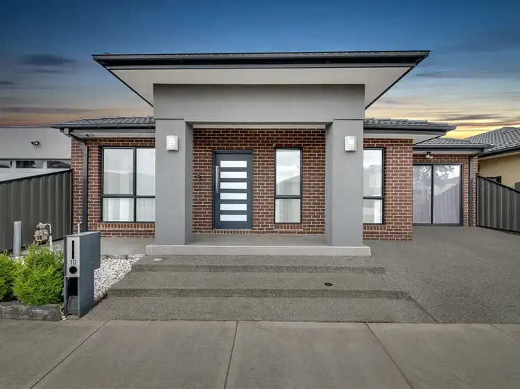 10 Elvire Road, Craigieburn VIC 3064