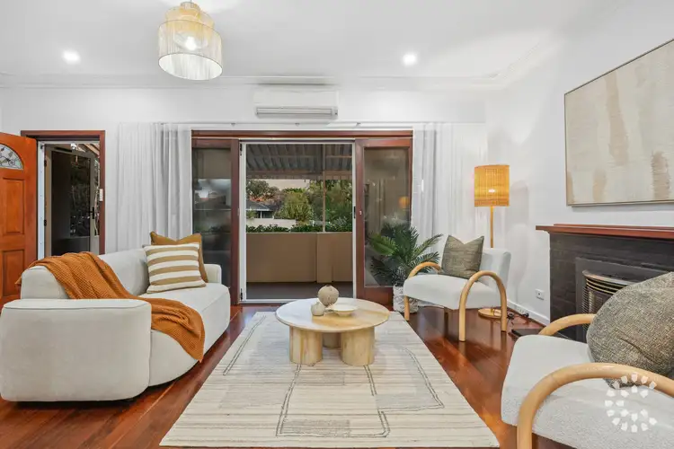 Fifth view of Homely house listing, 2 Cooke Street, Hilton WA 6163