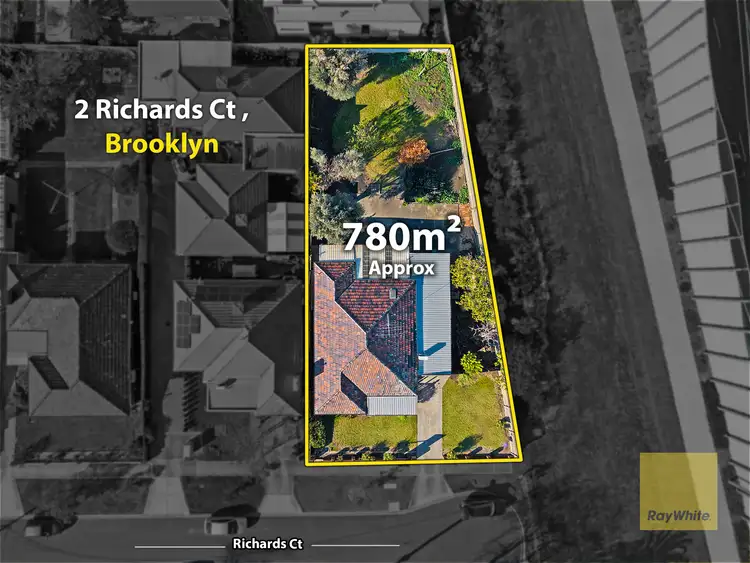 Second view of Homely house listing, 2 Richards Court, Brooklyn VIC 3012