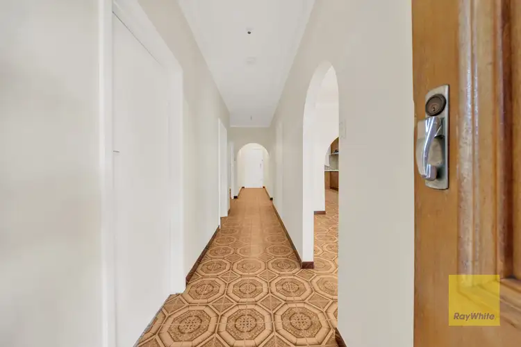 Third view of Homely house listing, 2 Richards Court, Brooklyn VIC 3012