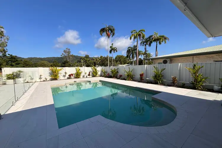 15 Endeavour Street, Port Douglas QLD 4877