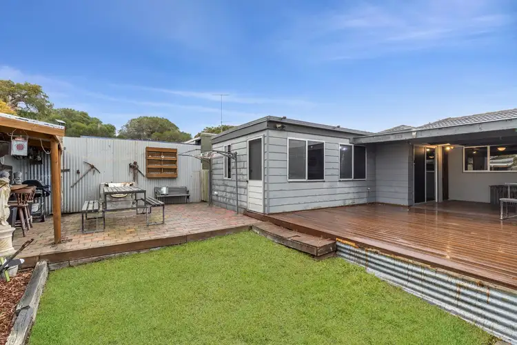 17 Darrambal Crescent, Leopold VIC 3224