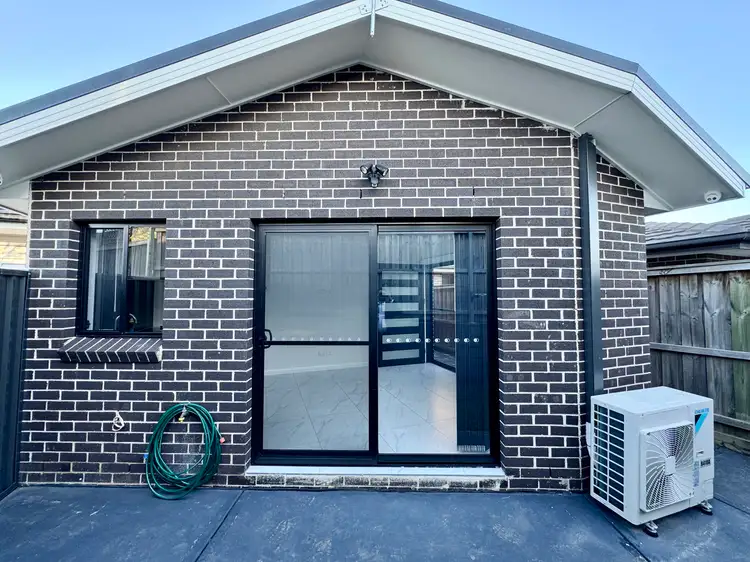 122A Macksville Street, Carnes Hill NSW 2171
