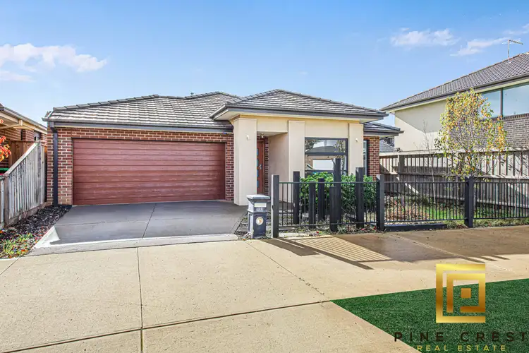 37 Bridgefield Parkway, Rockbank VIC 3335