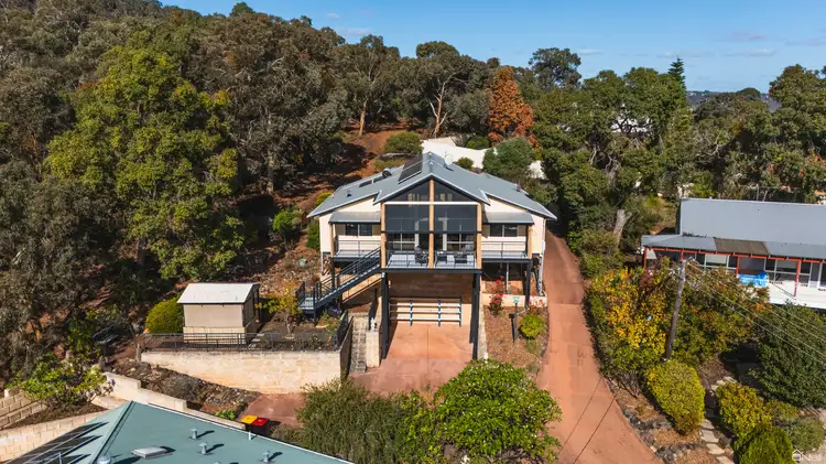 8 Mundanup Close, Kelmscott WA 6111