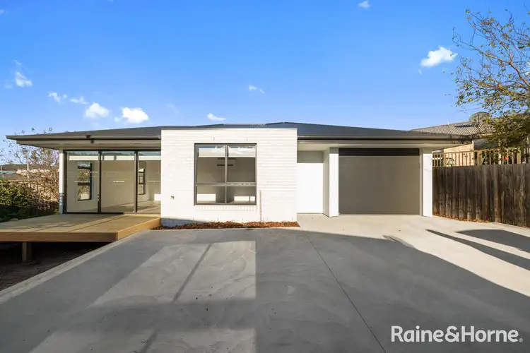 95A Bass Street, Warrane TAS 7018