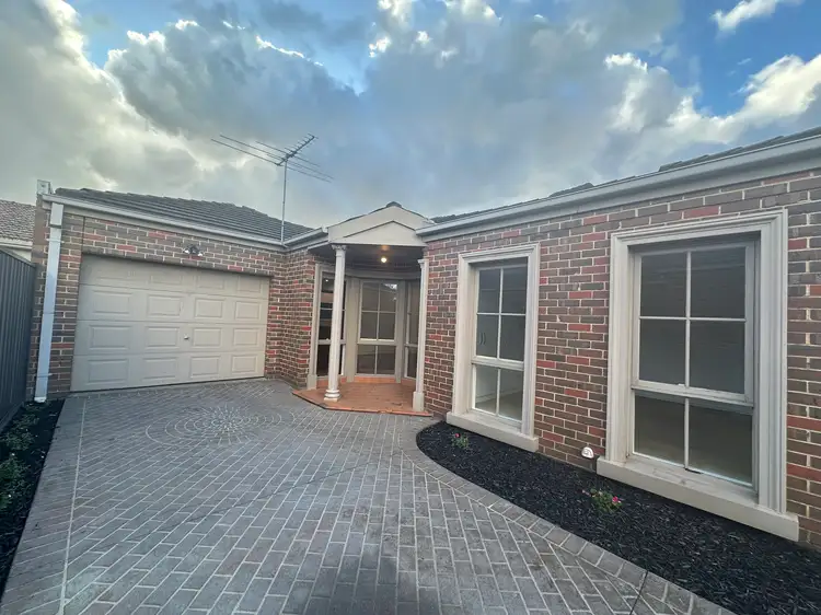 20 Acacia Street