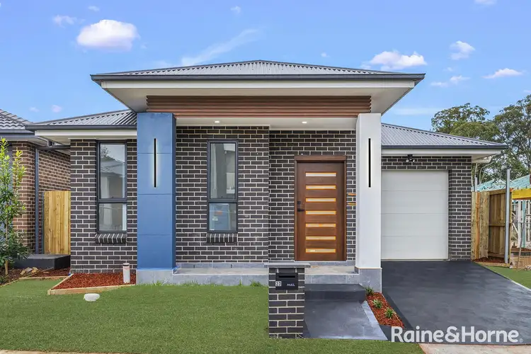 27 Mactier Avenue, Airds NSW 2560