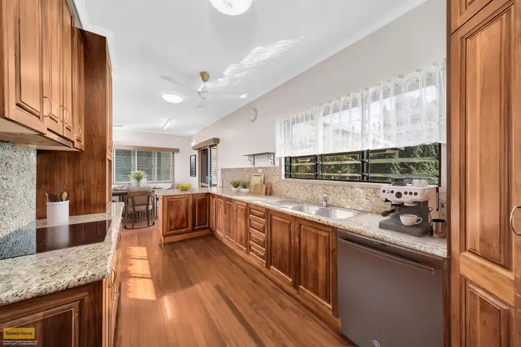 Fifth view of Homely house listing, 5 Highview Place, Belvedere QLD 4860