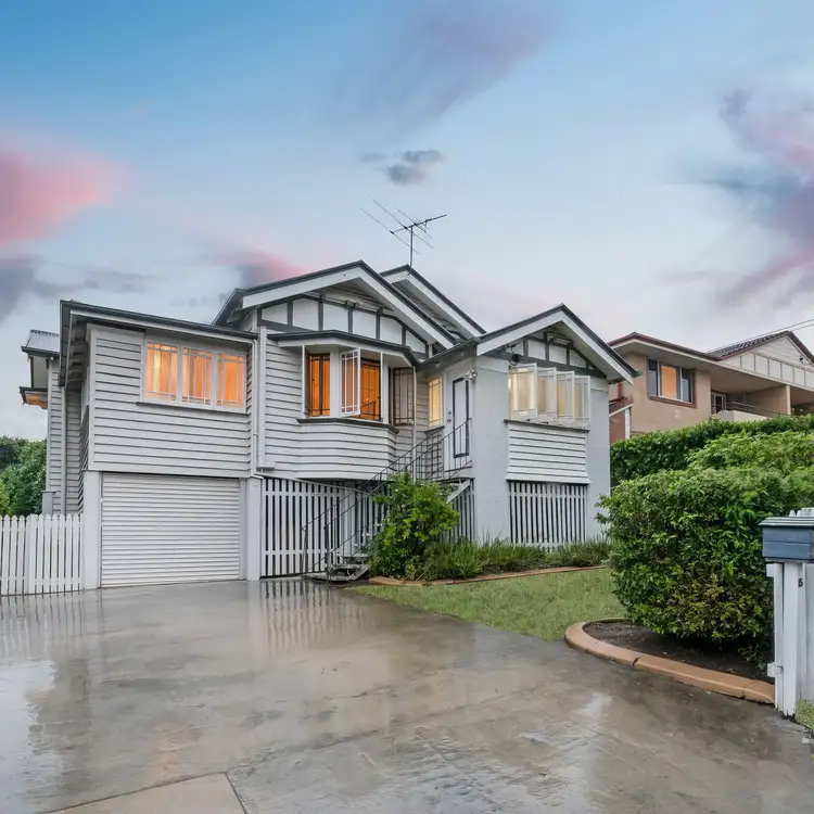 15 Burlington Street