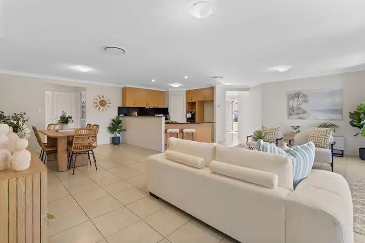 Fifth view of Homely house listing, 4 Cecilia Close, Thornlands QLD 4164