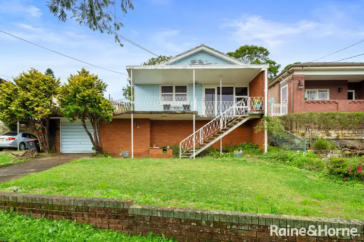 16 Wellington Road, Earlwood NSW 2206