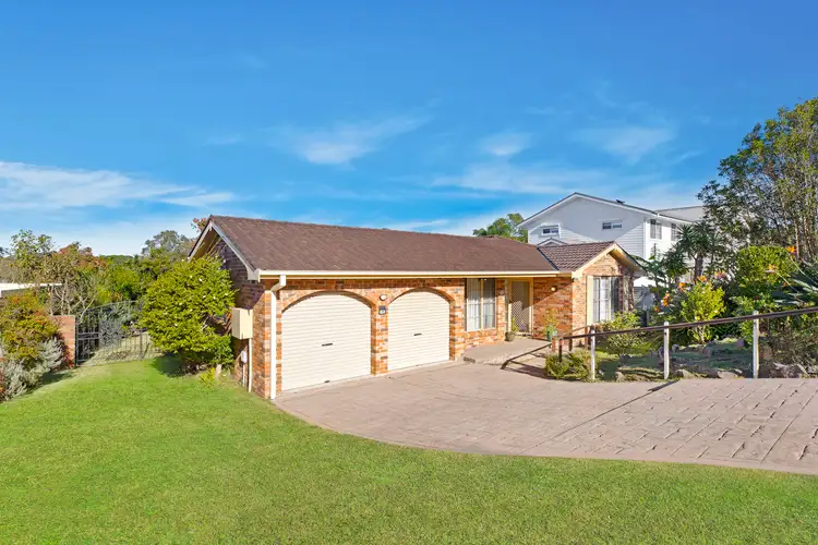 19 Bolton Street, Bateau Bay NSW 2261