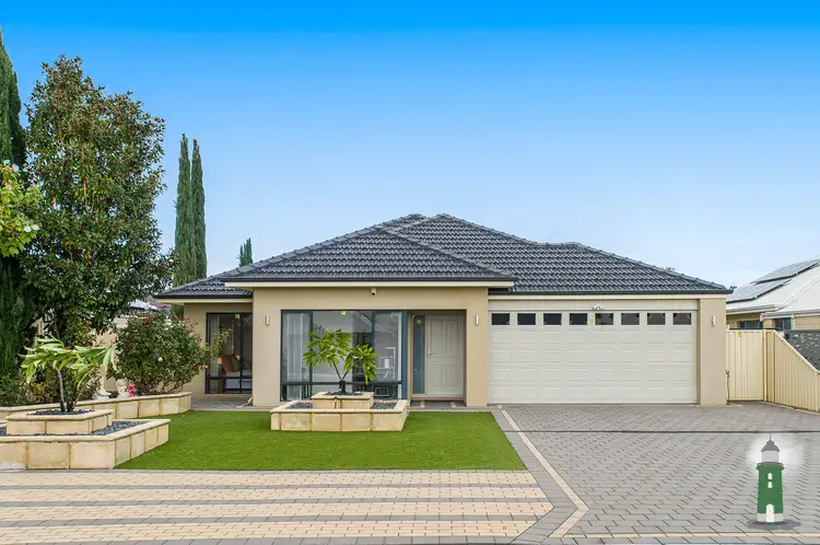 15 Albion Avenue, Lake Coogee WA 6166