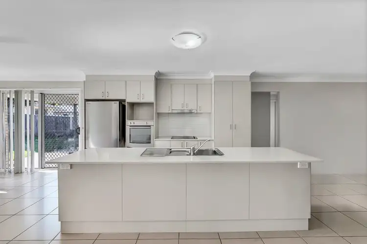 Fifth view of Homely house listing, 11 Linfield Street, Hillcrest QLD 4118