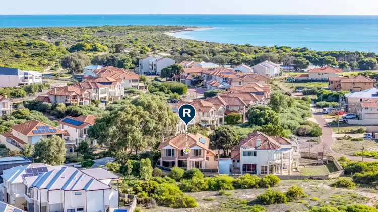 2 Ocean point Close, Port Kennedy WA 6172