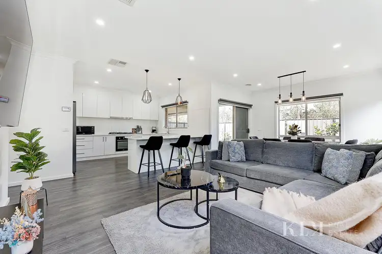 Third view of Homely house listing, 6 Lemon Myrtle Way, Craigieburn VIC 3064