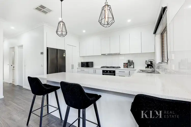 Fifth view of Homely house listing, 6 Lemon Myrtle Way, Craigieburn VIC 3064