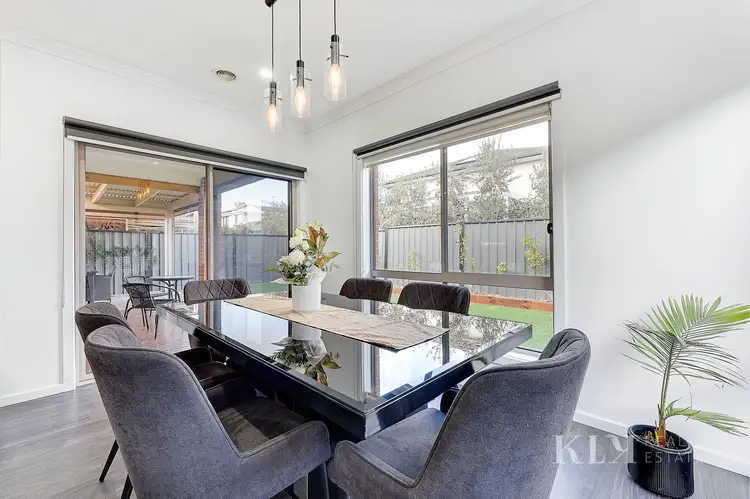 Sixth view of Homely house listing, 6 Lemon Myrtle Way, Craigieburn VIC 3064