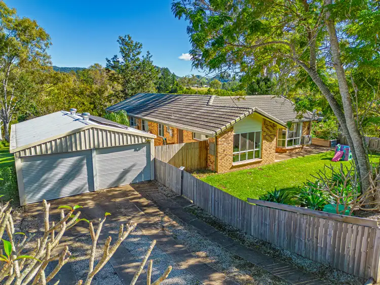 24 Curtain Road, Pie Creek QLD 4570